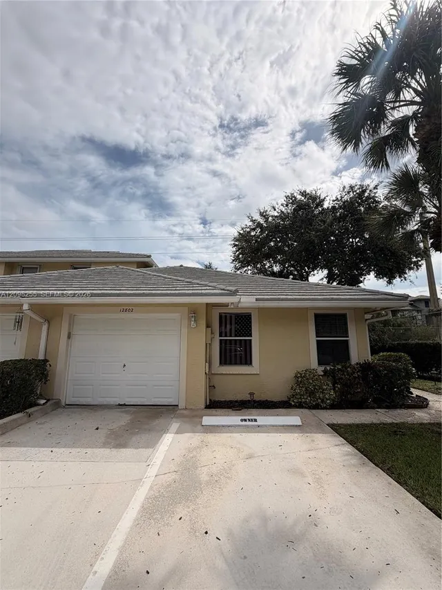 3-bedroom home at 12802 Woodmill Drive, Palm Beach Gardens
