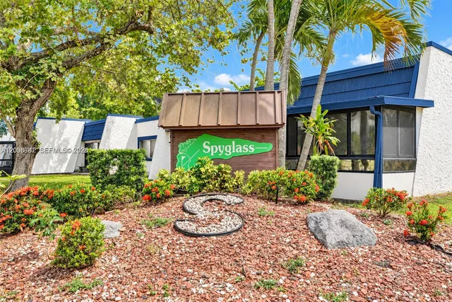 2-bedroom home at 6530 NW 98th Terrace #B25, Tamarac