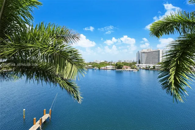 4-bedroom home at 187/4 N Shore Drive #4, Miami Beach