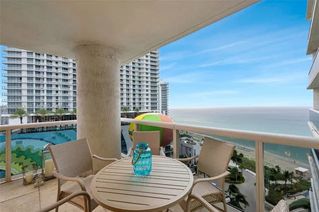 2-bedroom home at 1800 S Ocean Drive #1610, Hallandale Beach
