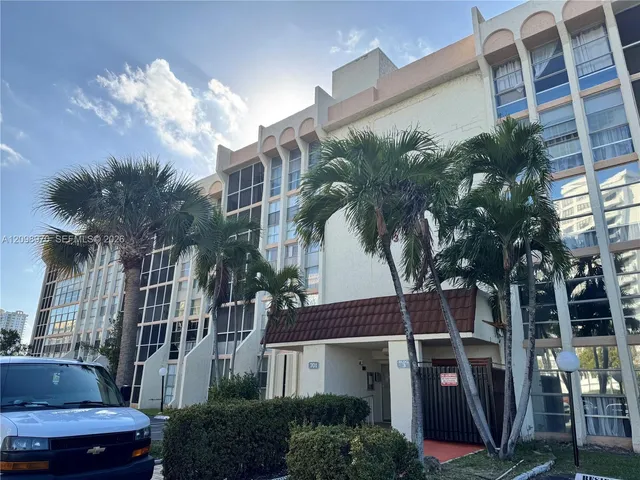 2-bedroom home at 701 Three Islands Boulevard #103, Hallandale Beach