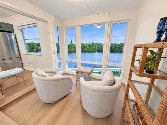 1-bedroom home at 7 Colonial Club Drive #302, Boynton Beach