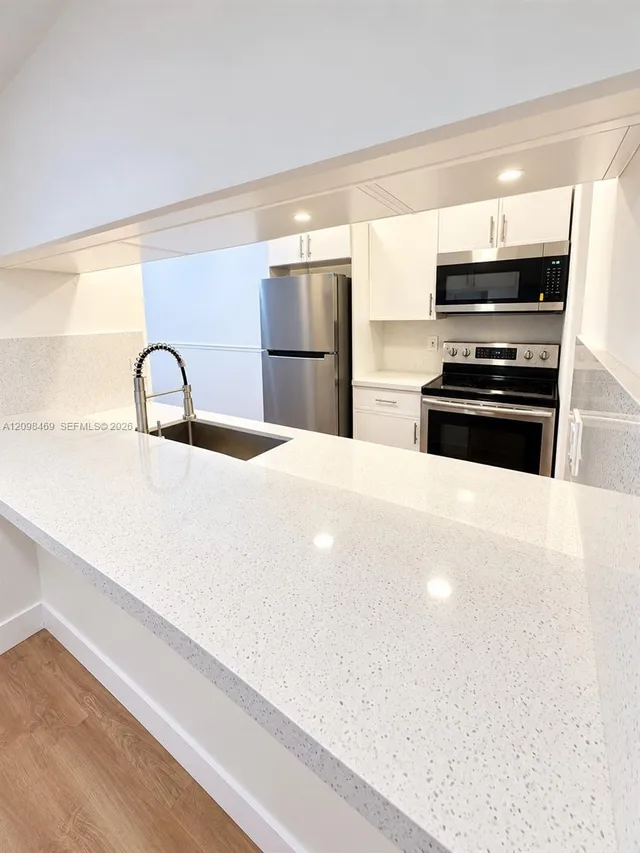 2-bedroom home at 10762 La Placida Drive #7-306, Coral Springs