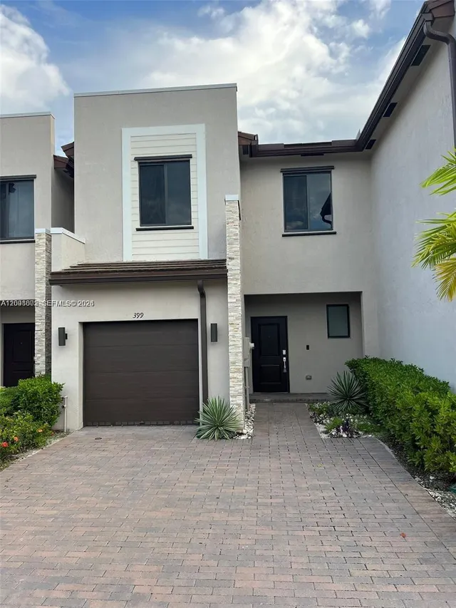 3-bedroom rental at 399 NE 211th Terrace, Miami