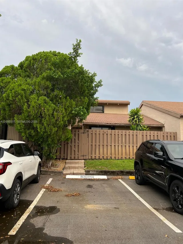 1-bedroom rental at 8102 SW 20th Court, Davie