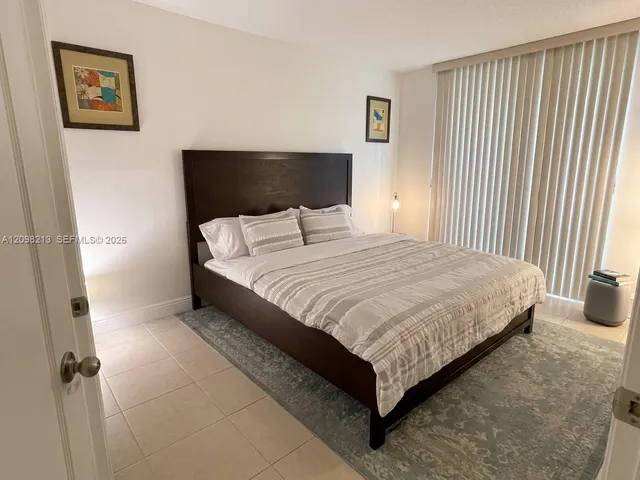 2-bedroom rental at 8065 SW 107th Avenue #115, Miami