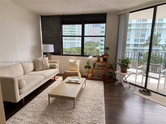1-bedroom rental at 1865 Brickell Avenue #A502, Miami