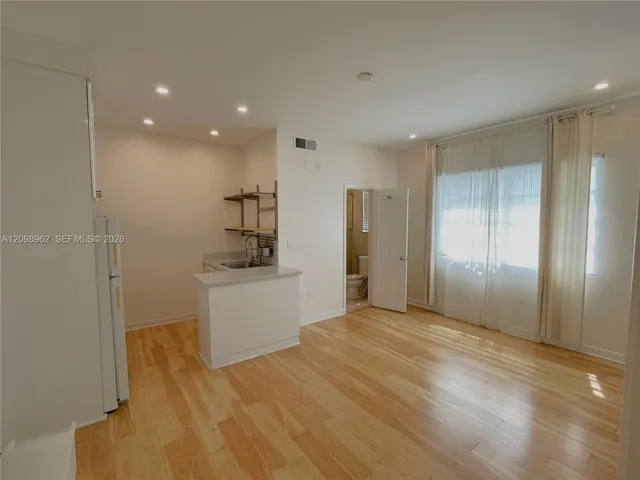1-bedroom rental at 1211 Pennsylvania Avenue #E1, Miami Beach