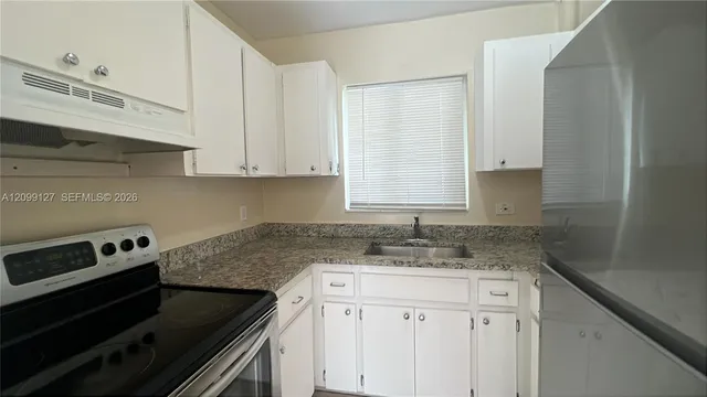1-bedroom rental at 2251 NE 170th Street #210, North Miami Beach