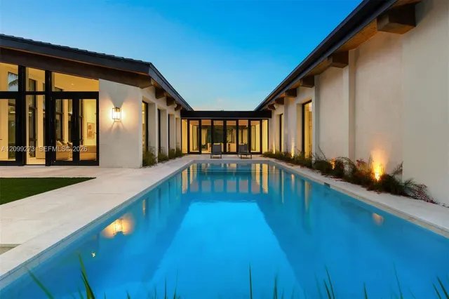 6-bedroom rental at 6716 San Vicente Street, Coral Gables