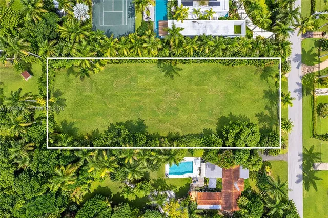 Land at 14000 NE 1st Avenue, Miami