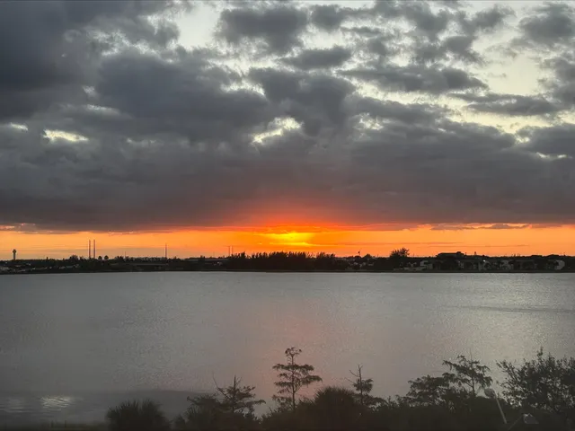 1-bedroom home at 300 S Australian Avenue #408, West Palm Beach