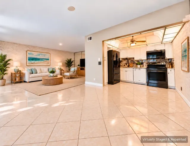 2-bedroom home at 110 WELLINGTON B, West Palm Beach