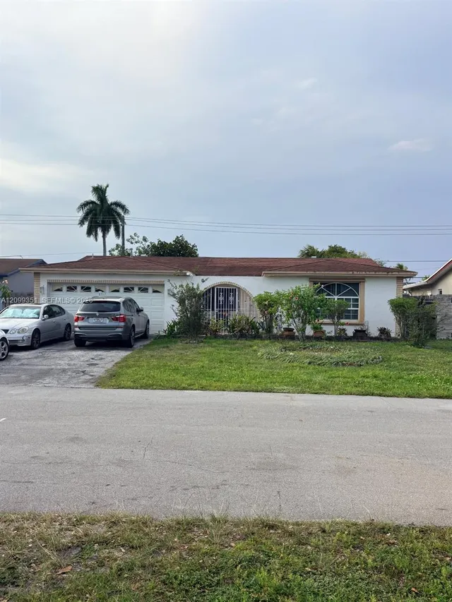 3-bedroom home at 8517 Windsor, Miramar