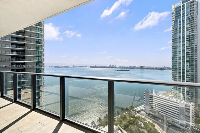 2-bedroom home at 650 NE 32nd Street #2406, Miami