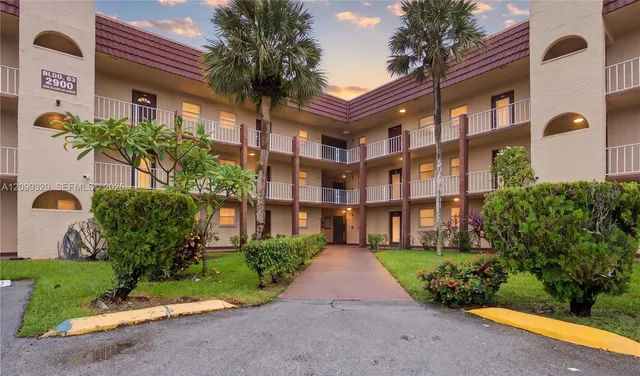 2-bedroom home at 2900 N Pine Island Road #209, Sunrise