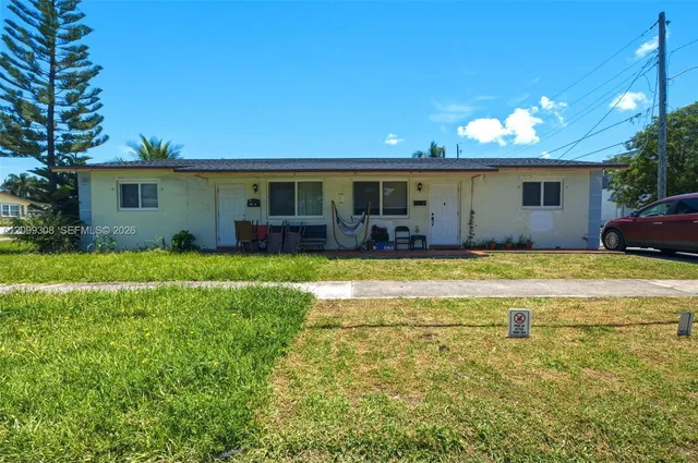 2-bedroom rental at 137 NE 1st Court #1-2, Dania Beach