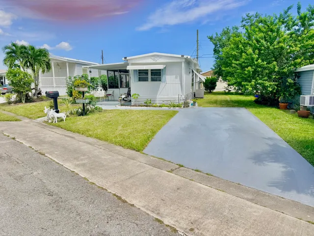 2-bedroom home at 14624 Glenview Drive, Delray Beach