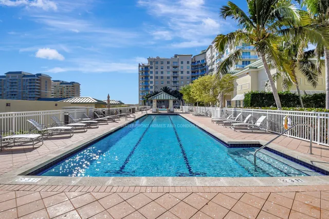 3-bedroom home at 350 N Federal Highway #605, Boynton Beach