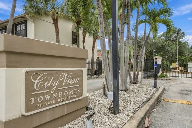 3-bedroom home at 341 City View Drive, Fort Lauderdale