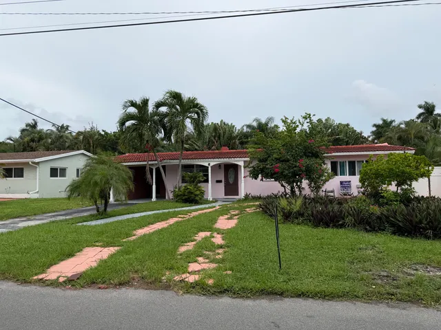 3-bedroom rental at 2349 NE 9TH Street, Pompano Beach