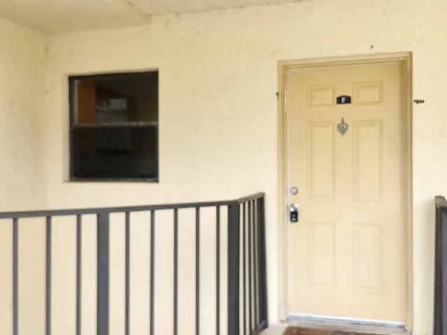 3-bedroom rental at 1461 Windorah Way #F, West Palm Beach