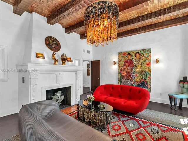 4-bedroom home at 1321 Tyler Street, Hollywood