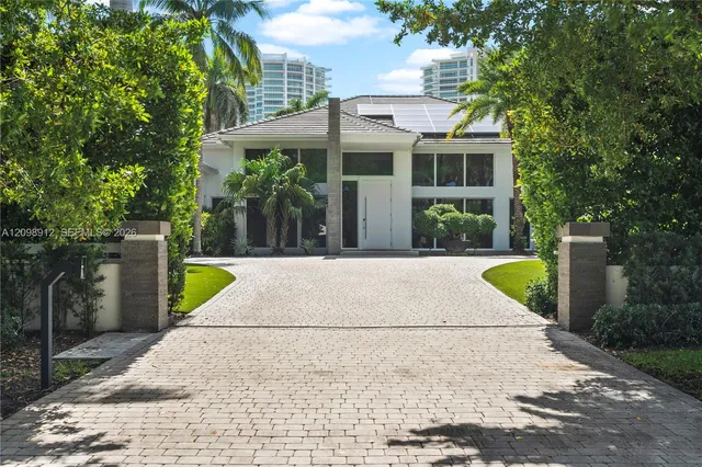 4-bedroom home at 224 S Island, Golden Beach