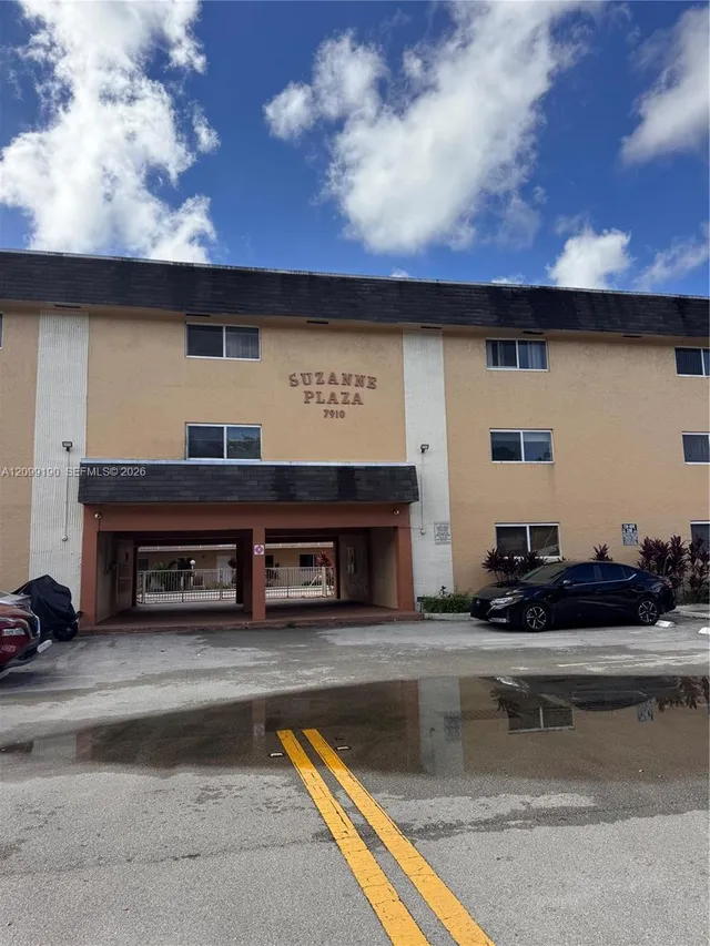 2-bedroom home at 7910 Taft Street #309, Pembroke Pines
