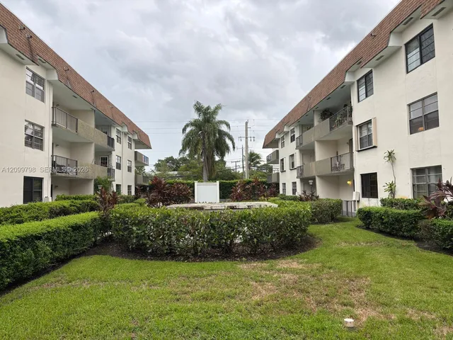 1-bedroom home at 9022 NE 8th Avenue #3R, Miami Shores