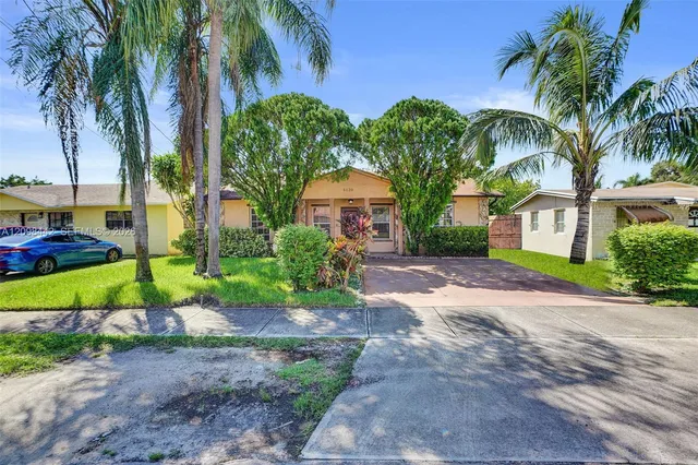 5-bedroom home at 5120 SW 22nd Street, West Park