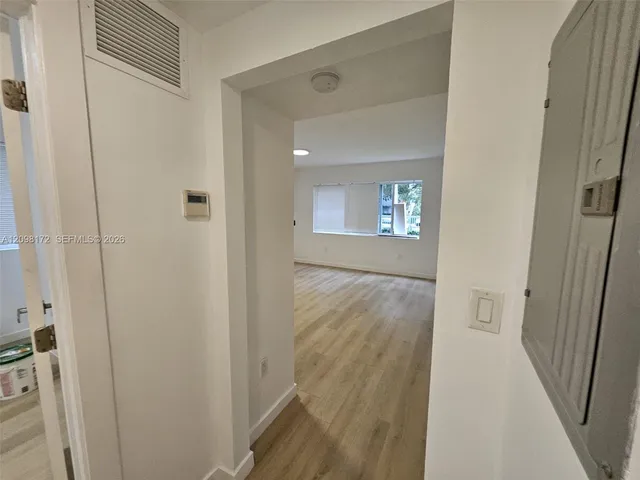 1-bedroom rental at 557 Michigan Avenue #211+Parking, Miami Beach