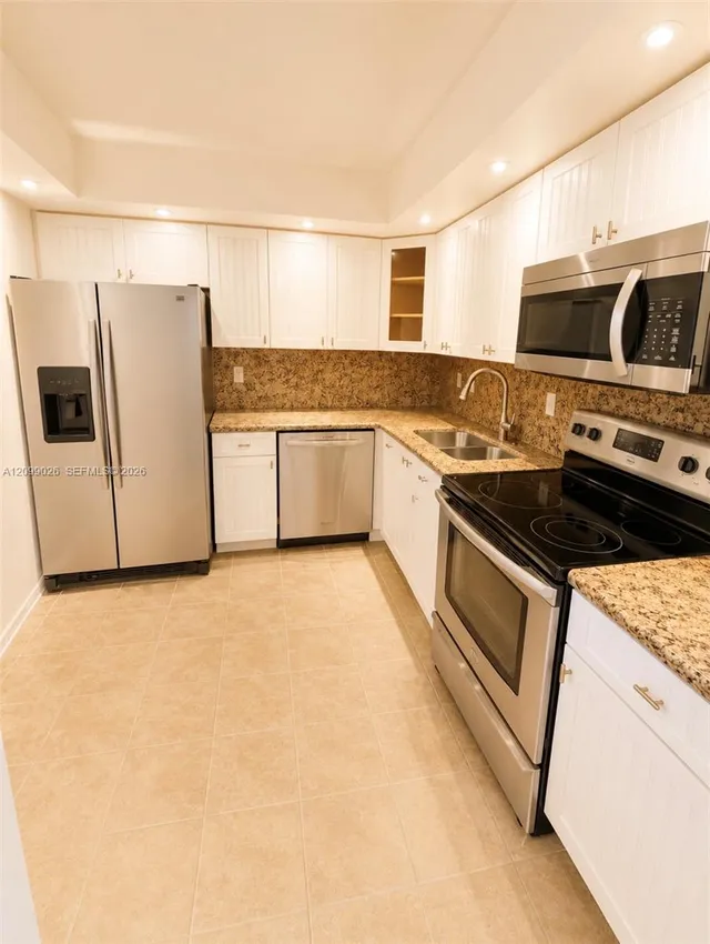 2-bedroom rental at 500 Three Islands Boulevard #L25, Hallandale Beach