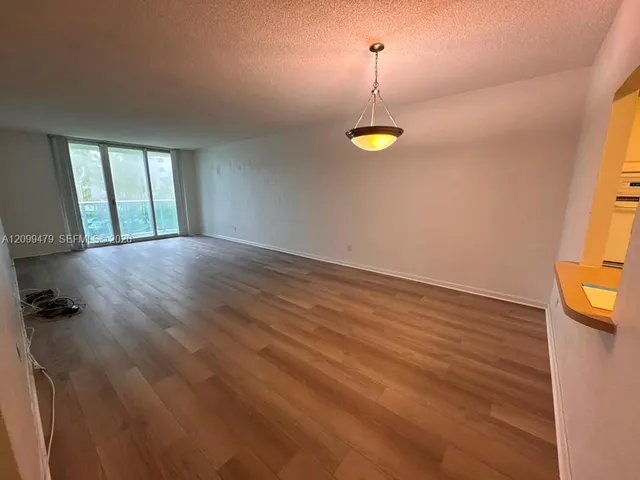 1-bedroom rental at 19380 Collins Avenue #221, Sunny Isles Beach