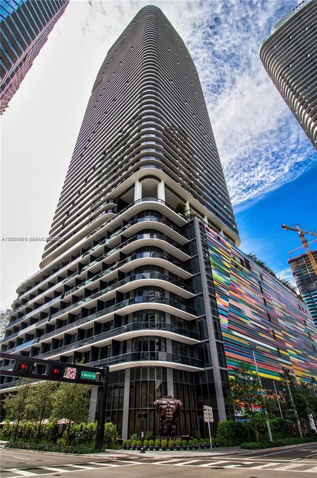 1-bedroom rental at 801 S Miami Avenue #1408, Miami