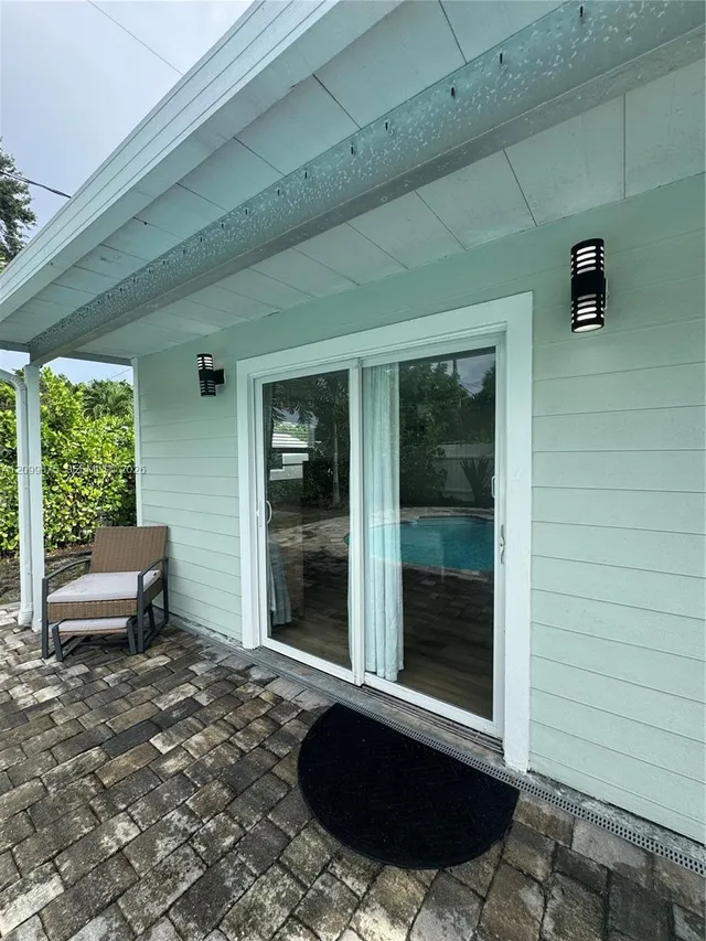 1-bedroom rental at 914 N Ocean Breeze #1, Lake Worth