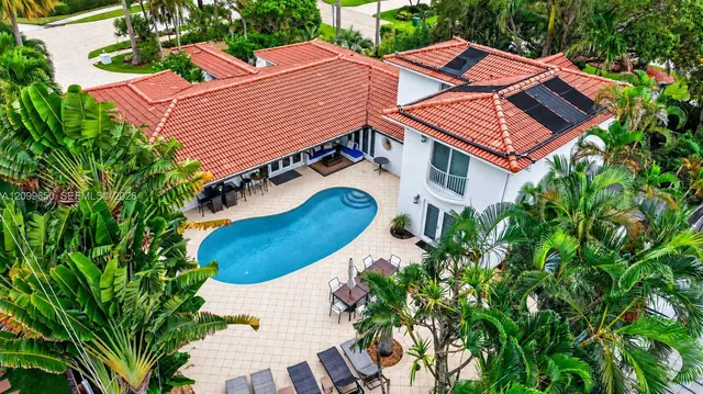 5-bedroom rental at 4101 Bayview Drive, Fort Lauderdale