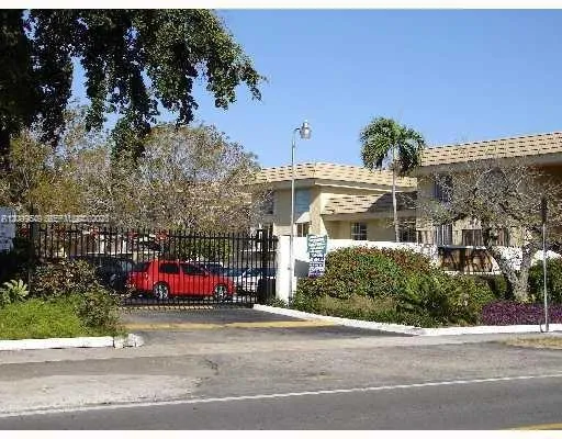 1-bedroom rental at 10905 N Kendall Drive #406, Miami