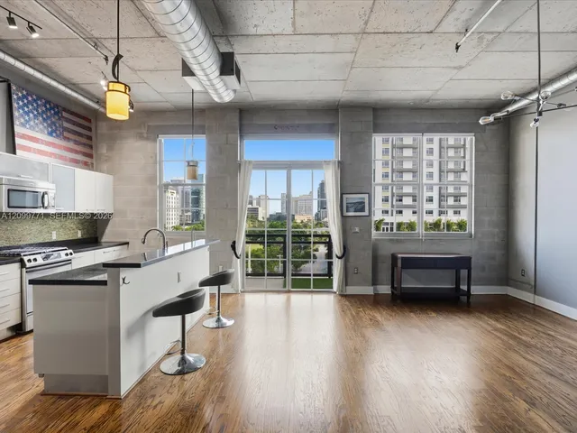 1-bedroom rental at 410 NW 1st Avenue #604, Fort Lauderdale