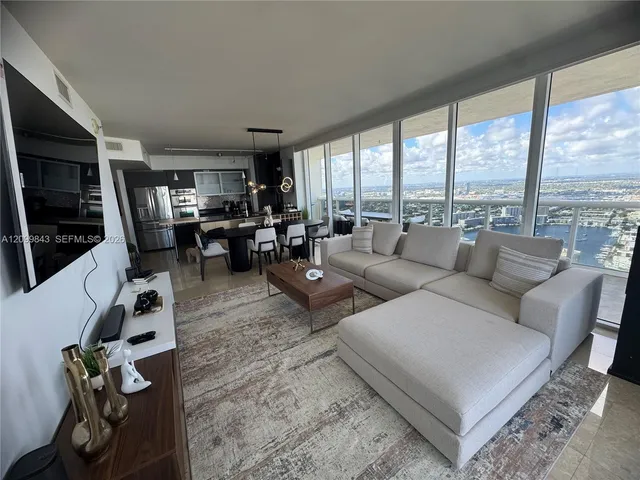 2-bedroom rental at 1830 S Ocean Drive #5008, Hallandale Beach