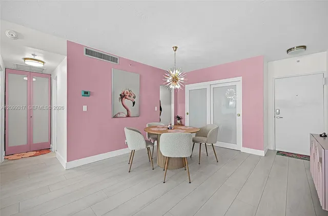 1-bedroom rental at 3001 Ocean #403, Hollywood