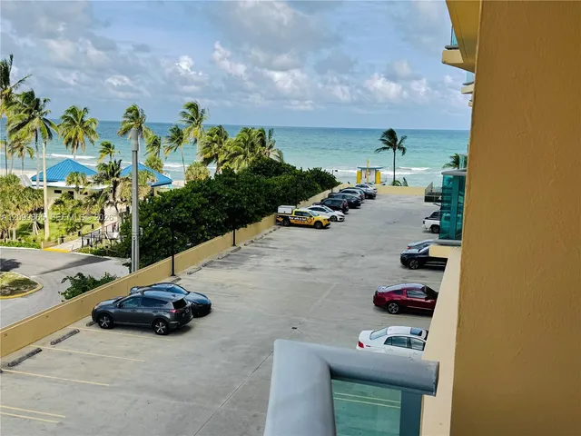 1-bedroom rental at 2501 S Ocean Drive #439, Hollywood