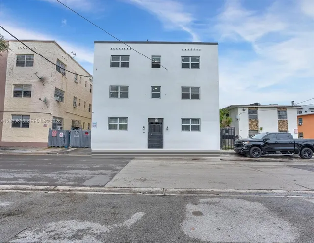 Commercial at 871 SW 3rd Street, Miami