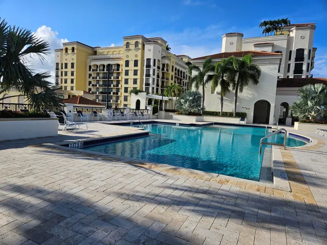 1-bedroom rental at 801 S OLIVE Avenue #437, West Palm Beach