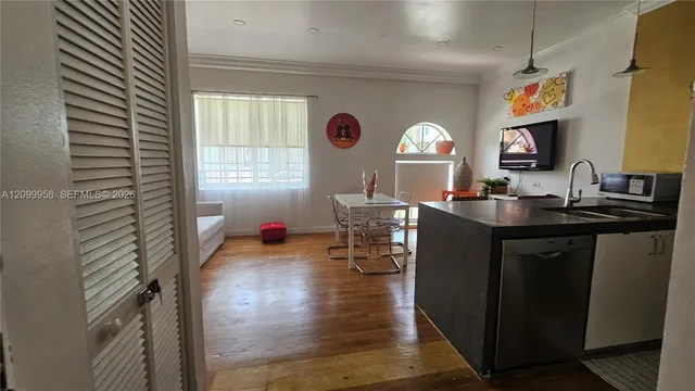 2-bedroom rental at 130 3rd Street #101, Miami Beach