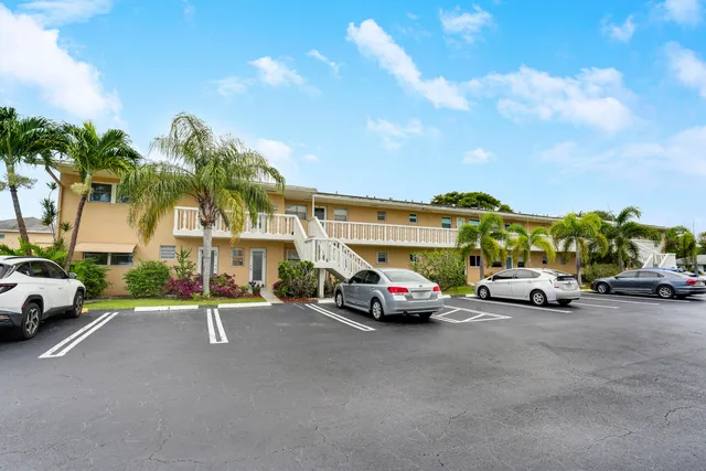 2-bedroom home at 2132 NE 1st Way #201, Boynton Beach