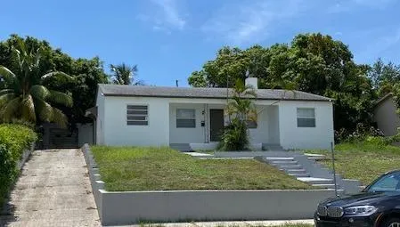 4-bedroom rental at 3808 Westview Avenue, West Palm Beach