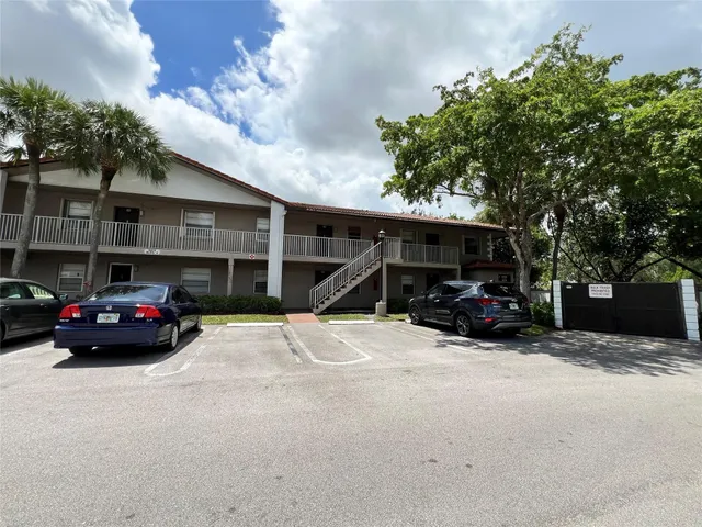2-bedroom rental at 8820 ROYAL PALM Boulevard #109-4, Coral Springs