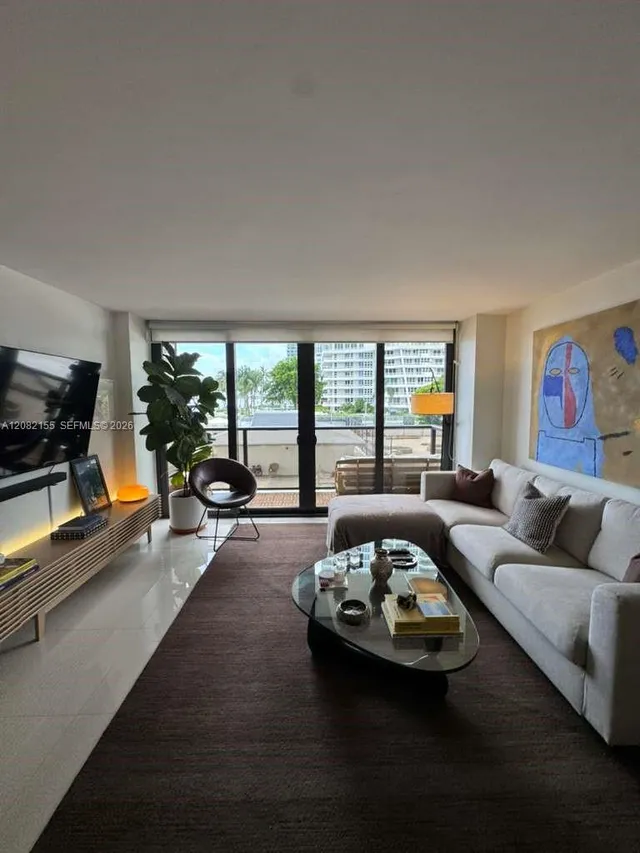 1-bedroom rental at 600 NE 36th Street #216, Miami