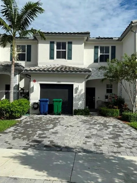 3-bedroom rental at 11883 NW 46th Street #11883, Coral Springs